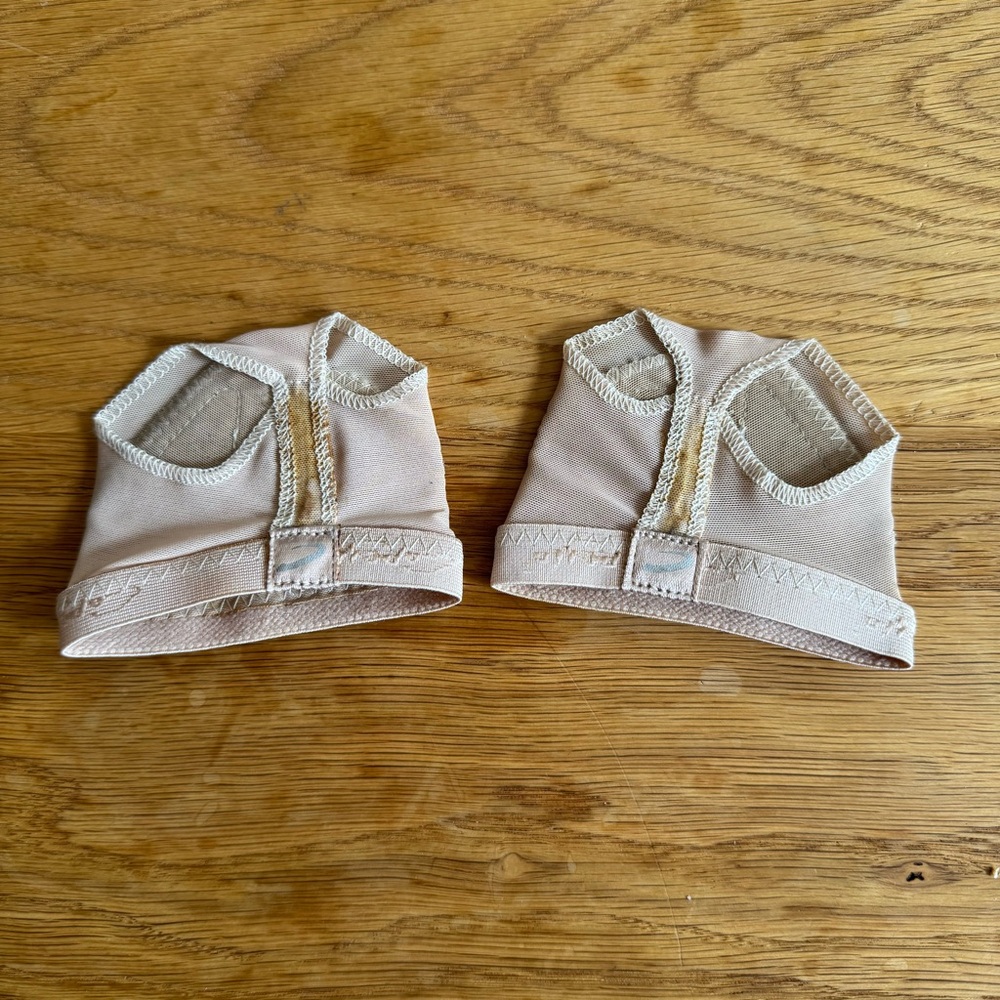 Capezio “Footundeez” Lyrical Half Soles